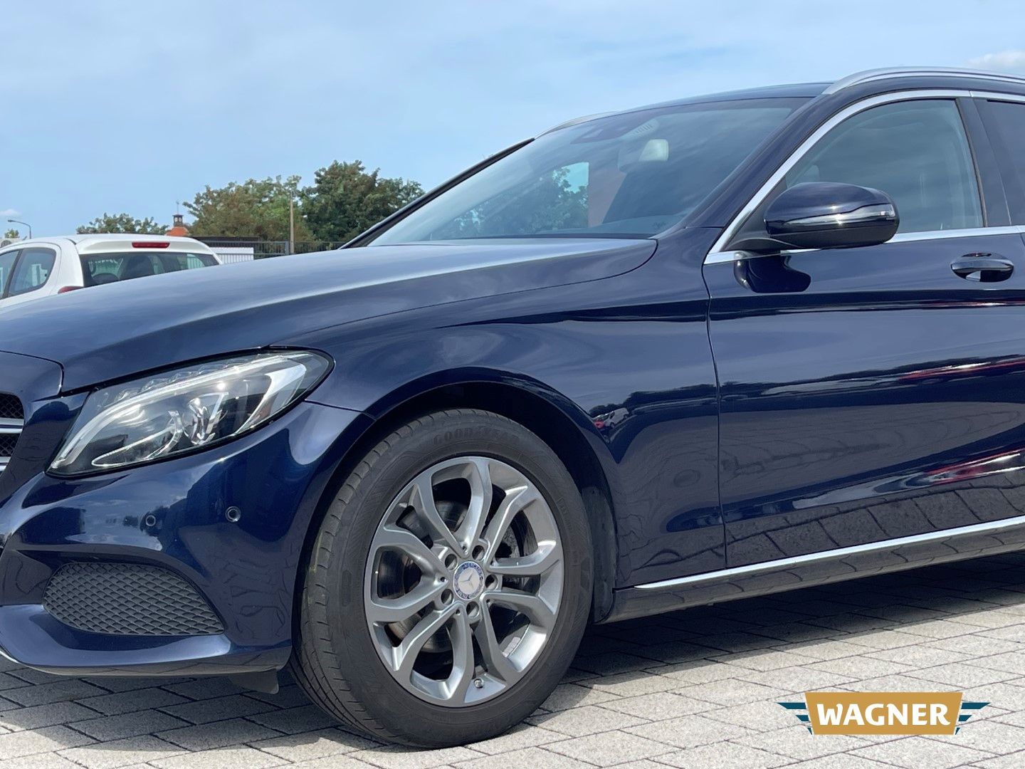 Fahrzeugabbildung Mercedes-Benz C 180 T CGI AVANTGARDE Lagerschaden