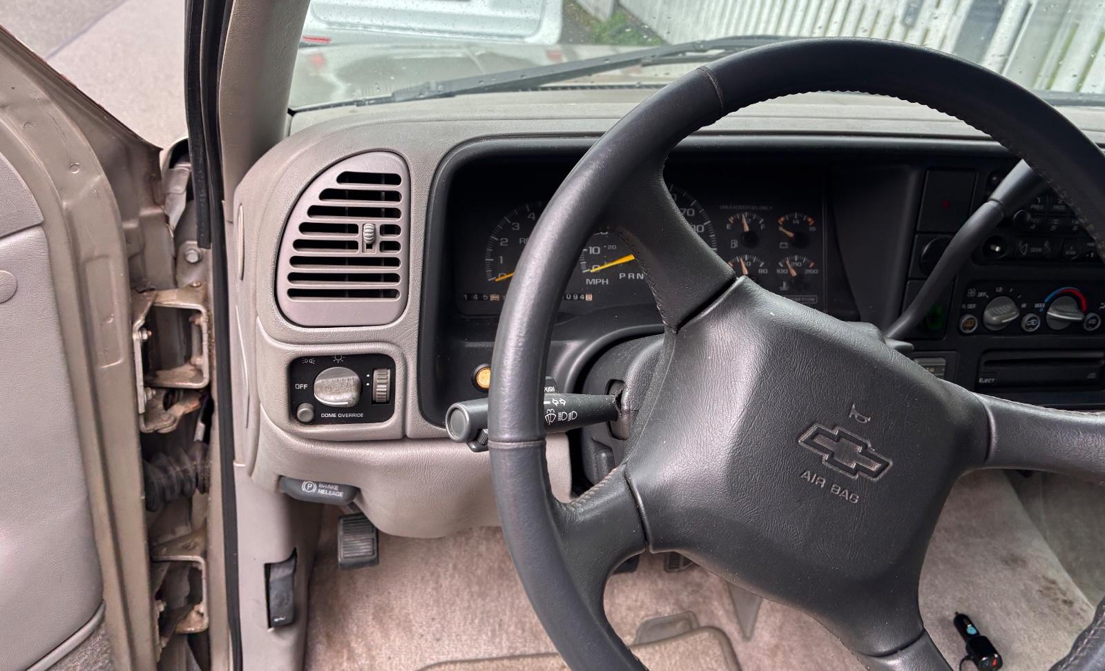 Chevrolet Suburban v8 7.4 Liter Big Block