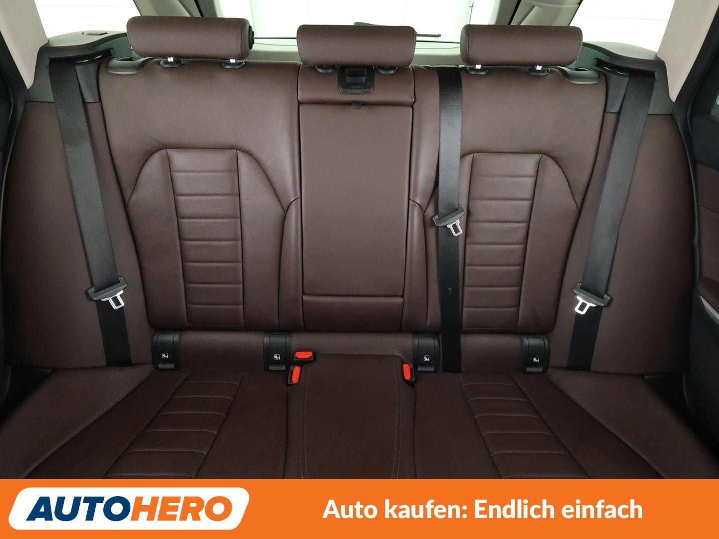 BMW 3er 320d xDrive Luxury Line Aut.*NAVI*HUD*LED*