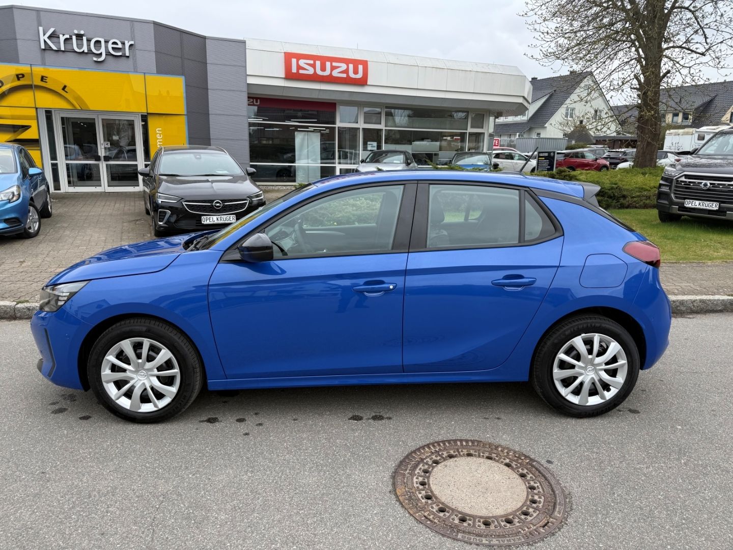 Fahrzeugabbildung Opel Corsa F Edition mit Tech+Winter+Komfort-Paket