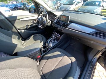 BMW 218 - 9