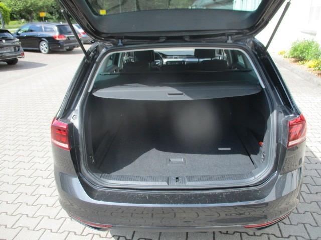 Volkswagen Passat Kombi 1,5 TSI DSG LED Navi PDC ACC 1.Hd, миниатюра 14