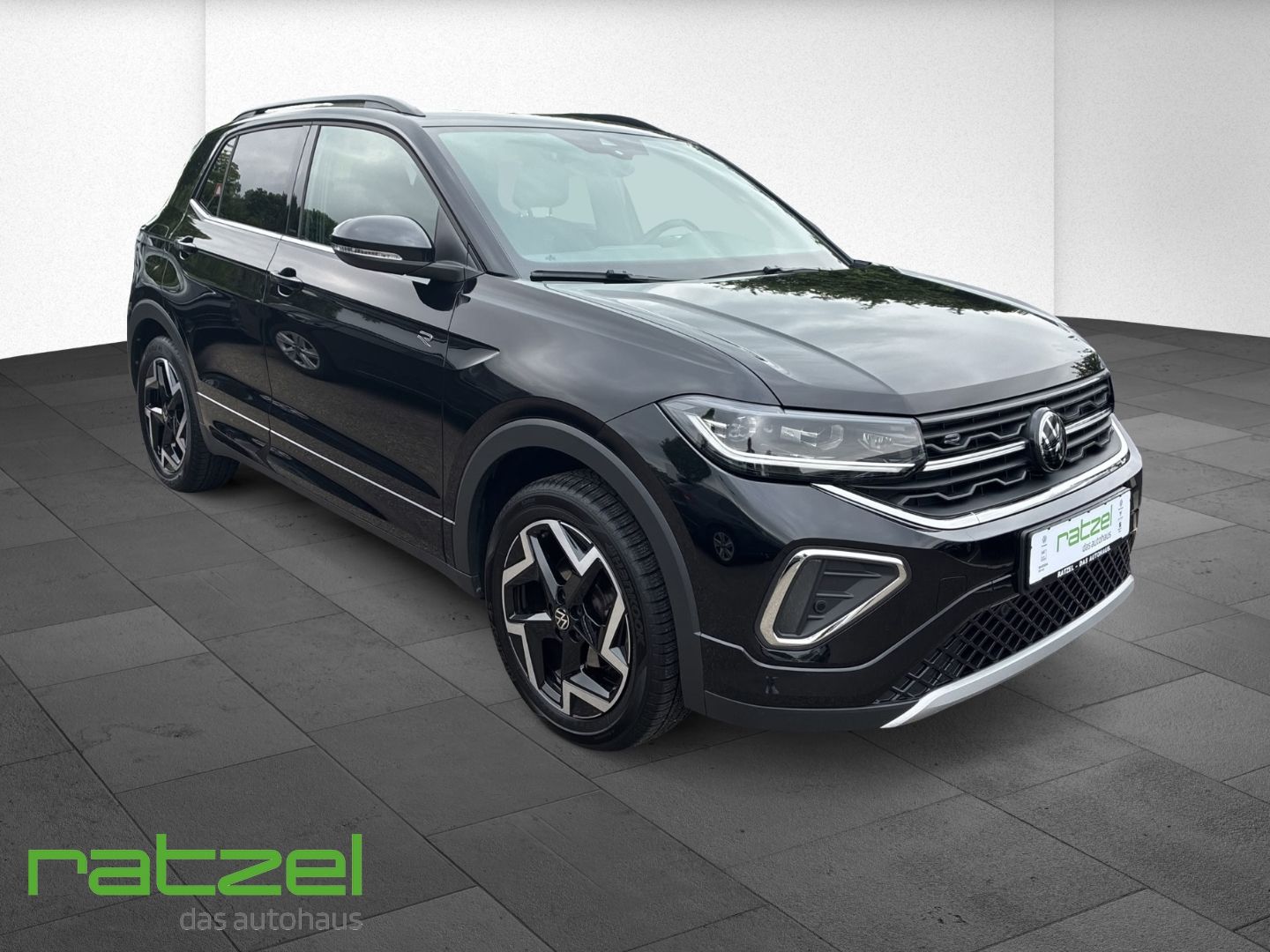 Fahrzeugabbildung Volkswagen T-Cross R-Line 1.0 l TSI IQ Light Lane Assist Ei
