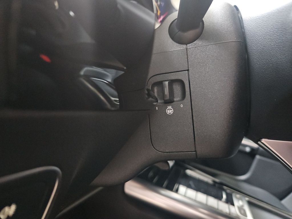 Fahrzeugabbildung Mercedes-Benz B 180 Progressive AHK Navi LED SHZ SpurH KAM DAB