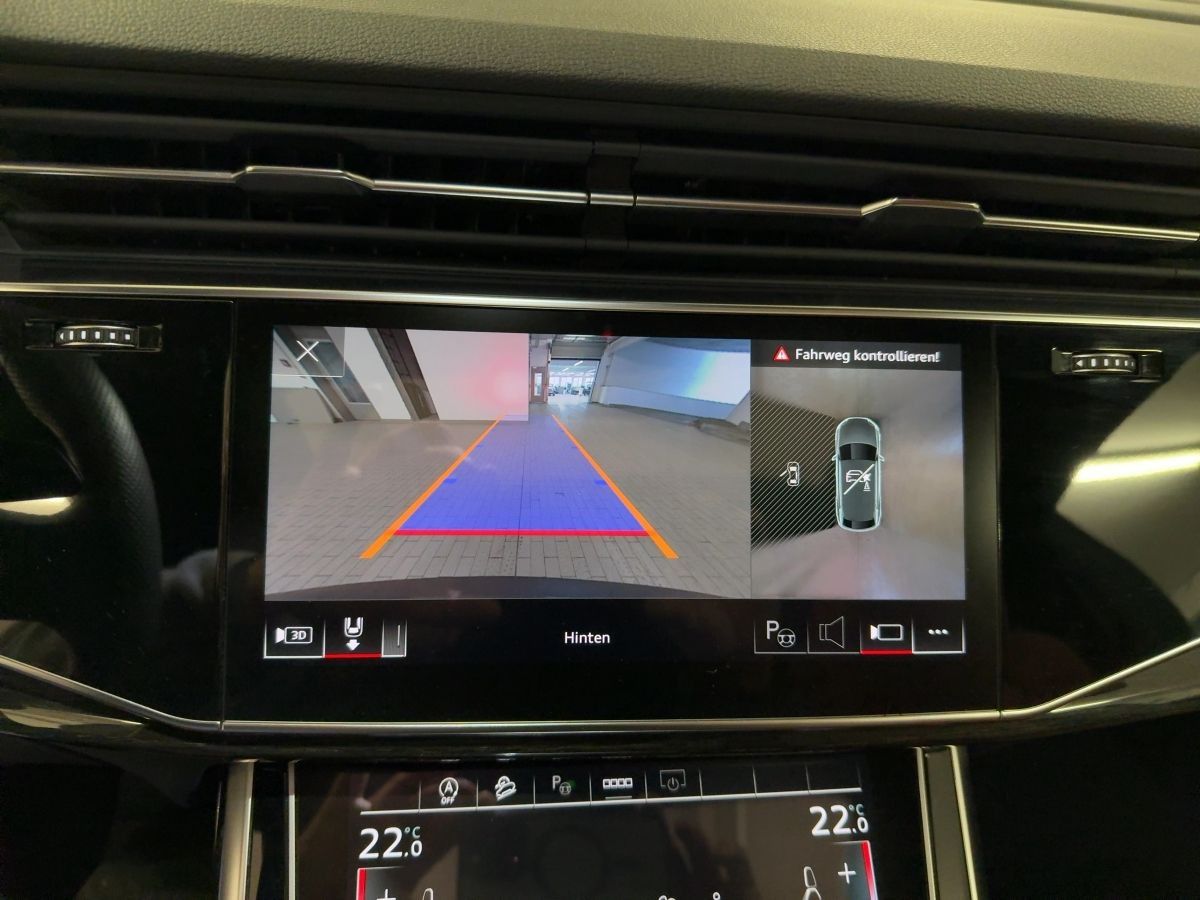 Audi SQ8 - Bild 21