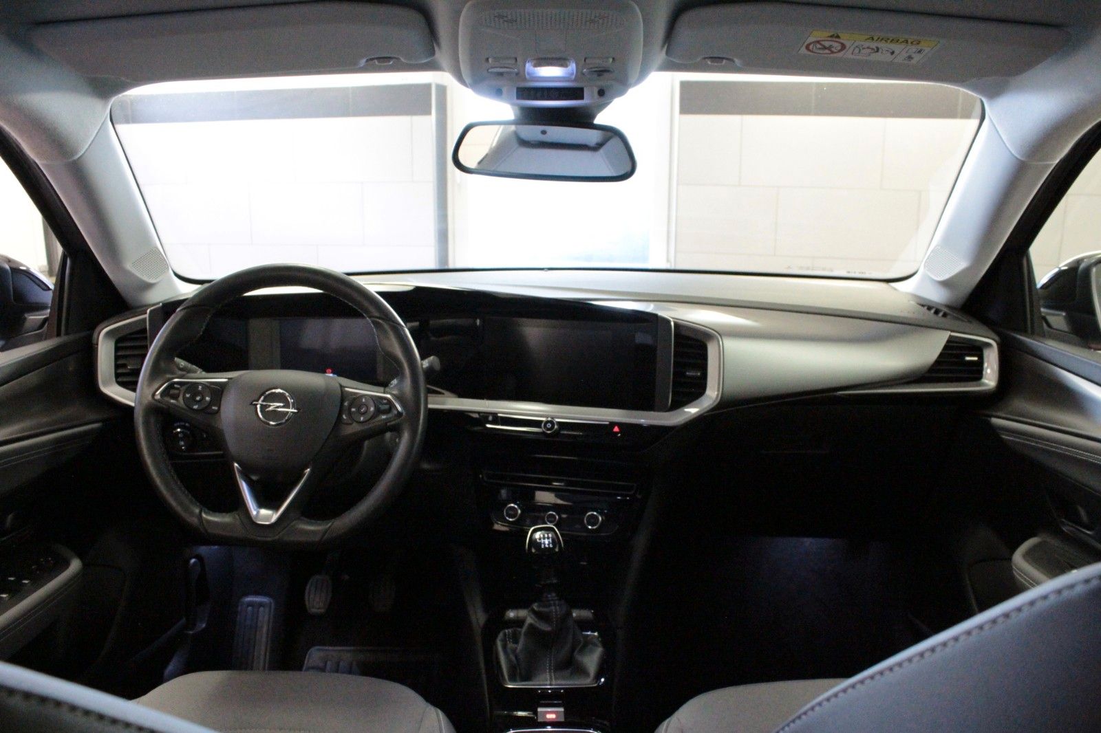 Fahrzeugabbildung Opel Mokka 1.2 Turbo 96kW Elegance Technologie-Paket