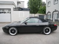 996