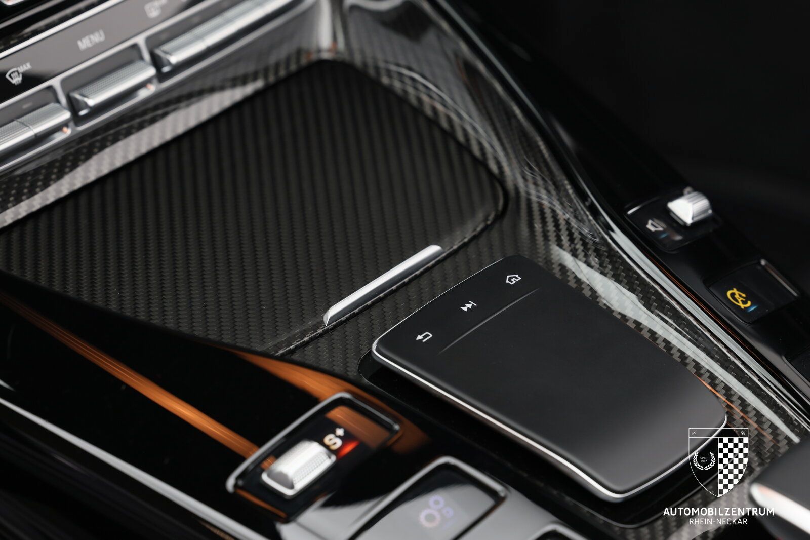 Mercedes-Benz AMG GT R - Bild 25