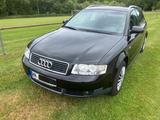 Audi A4 1.6 Avant - - Audi A4 mit Benzin-Antrieb: Kombi, 1.6