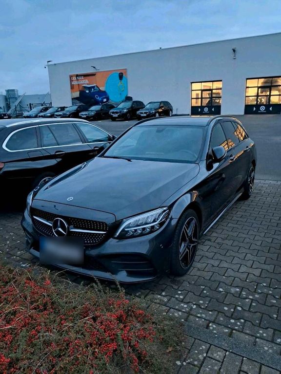 Image of Mercedes-Benz C 220