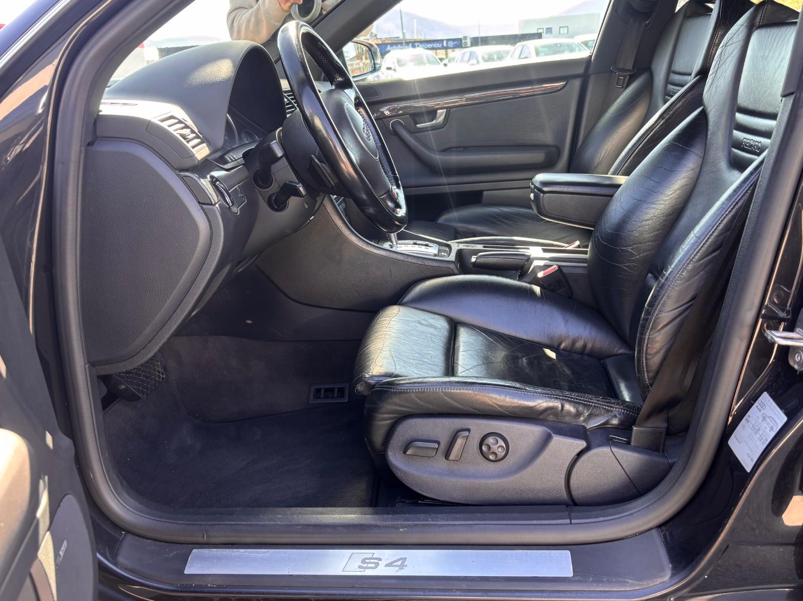 Audi Quattro 2004 — photo 10