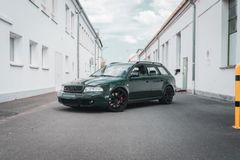 Fahrzeugabbildung Audi RS4 B5 2.7 quattro *Sportec / Goodwood Green*