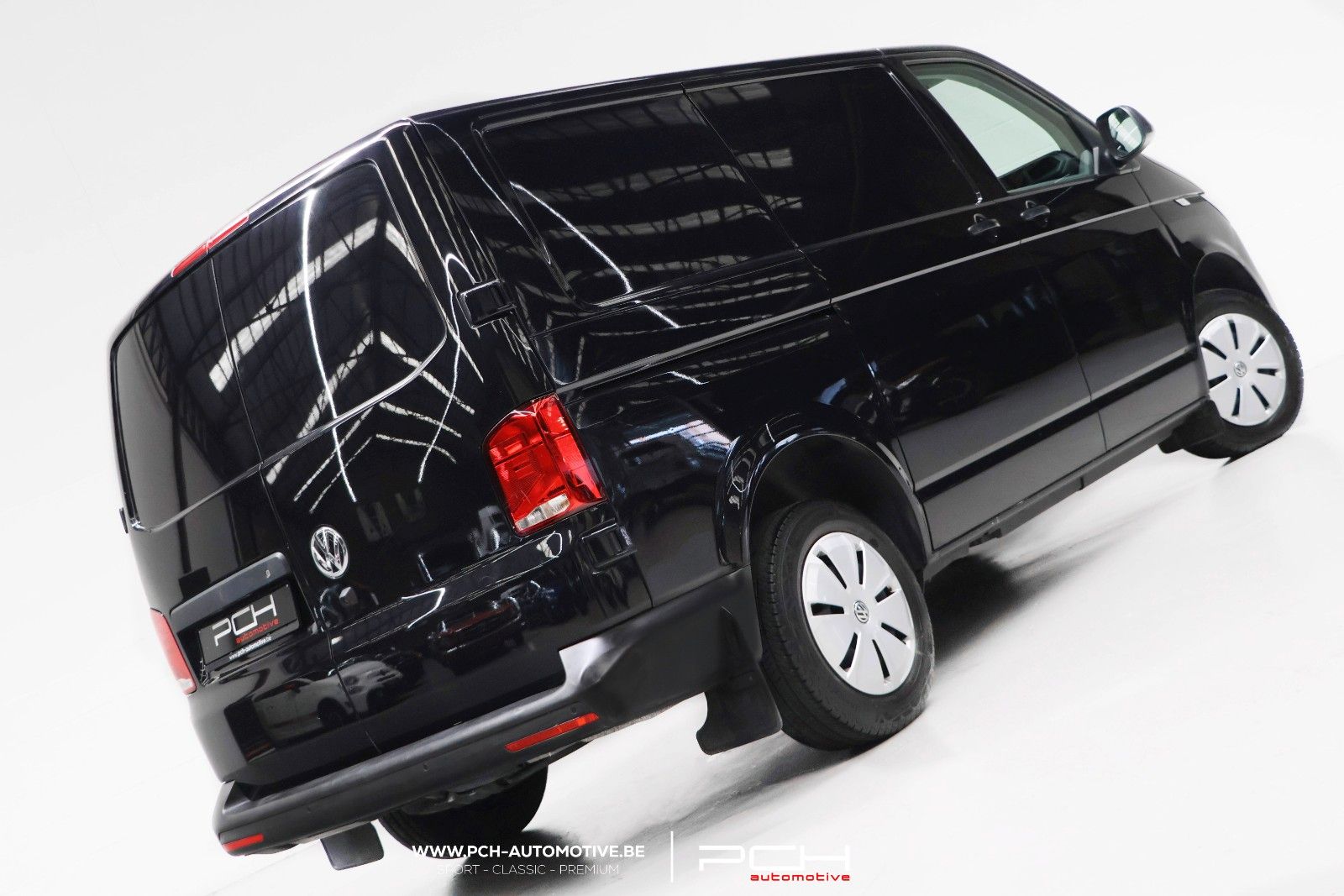 Volkswagen T6.1 Transporter 2.0 TDi 150hp/GPS/CRUISE/AC/VAT imagem 2