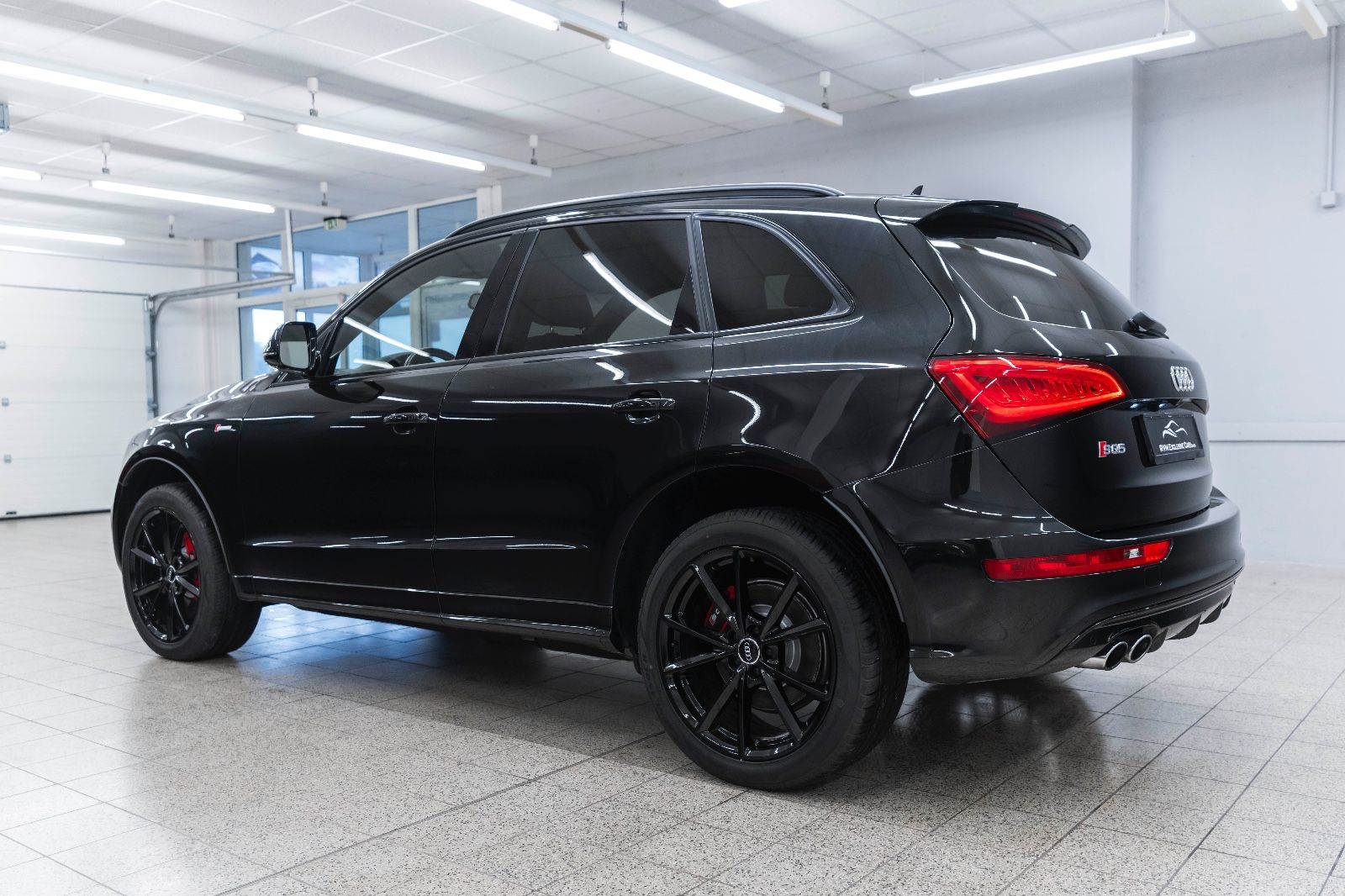 Fahrzeugabbildung Audi SQ5 3.0TFSI QUATTRO B&O BIXENON KAM NAV ALC PANO