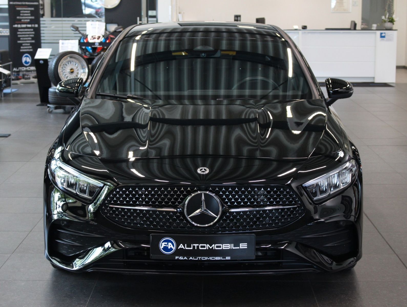 Fahrzeugabbildung Mercedes-Benz A 200 AMG Line Limo*Widescreen*Ambiente*Kamera