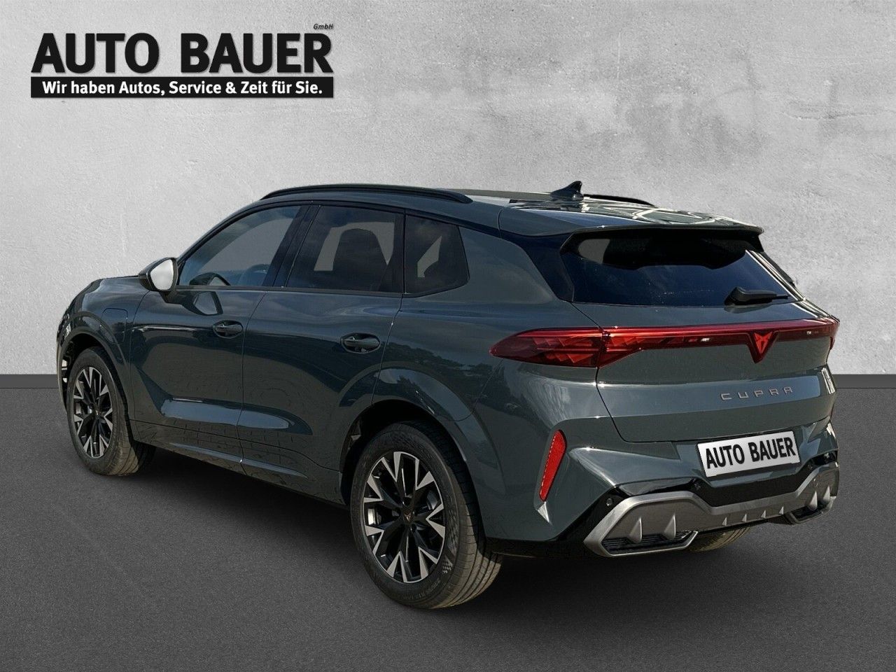 Fahrzeugabbildung CUPRA Terramar 1.5 e-HYBRID 204 PS 6-Gang-DSG - mit KI generiert/bearbeitet