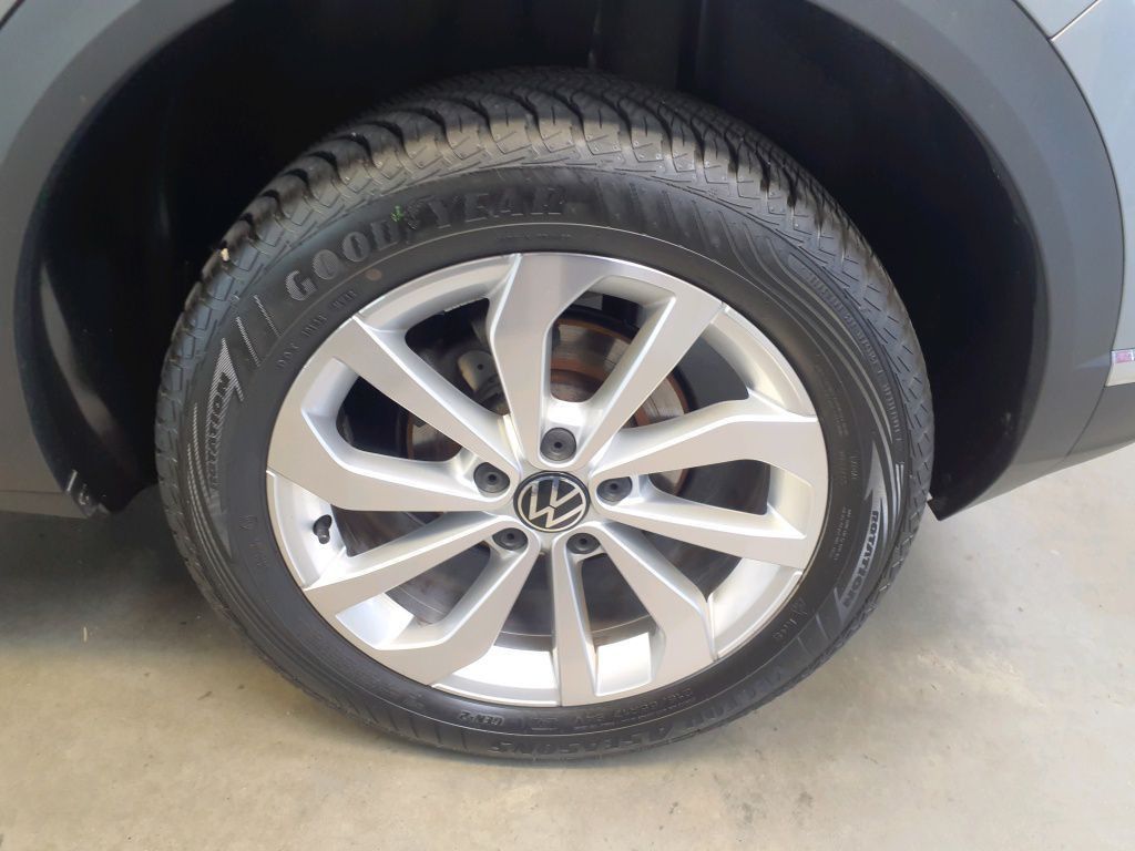 Volkswagen T-Roc Style 2.0 TDI SCR AHK*Tempo*Nav*PDC*RFK*SH