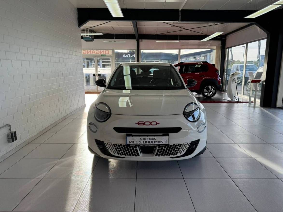 Fiat 600e (RED) imagem 3