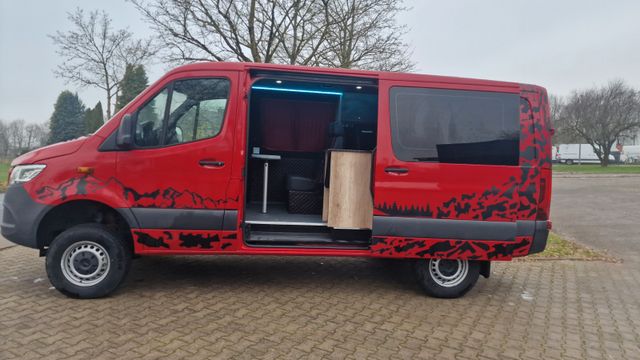 Mercedes-Benz Sprinter WoMo, G-Model 4x4  RWD/AWD 319 CDI