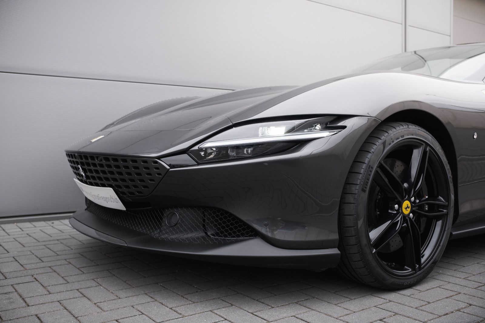 Fahrzeugabbildung Ferrari Roma Spider