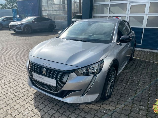 Peugeot e-208 136 Allure Pack Kamera, Keyless, Navi, uvm