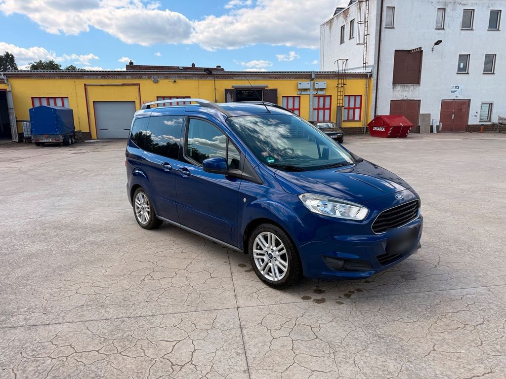 Image of Ford Tourneo Courier