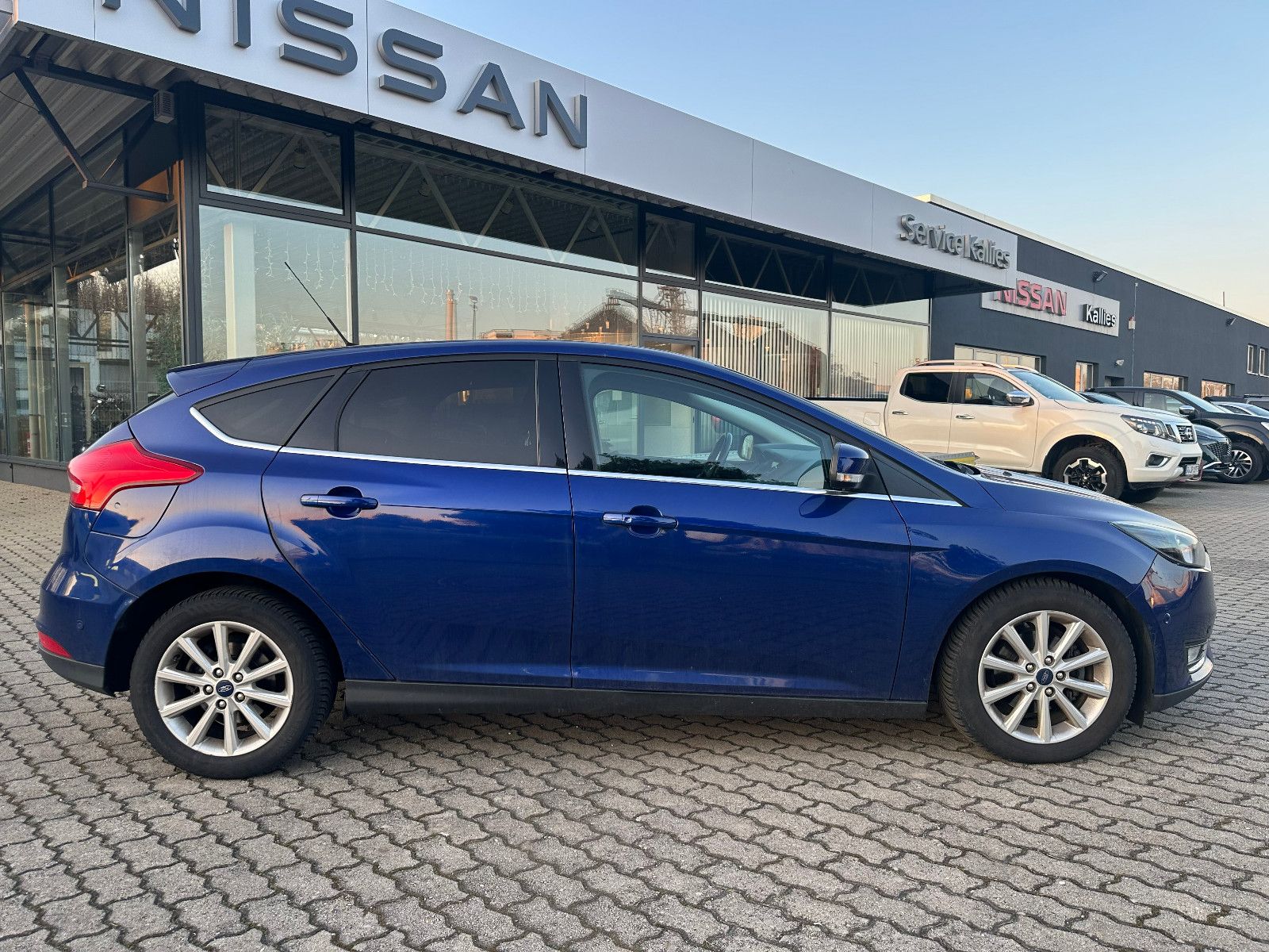 Fahrzeugabbildung Ford Focus Lim. Titanium