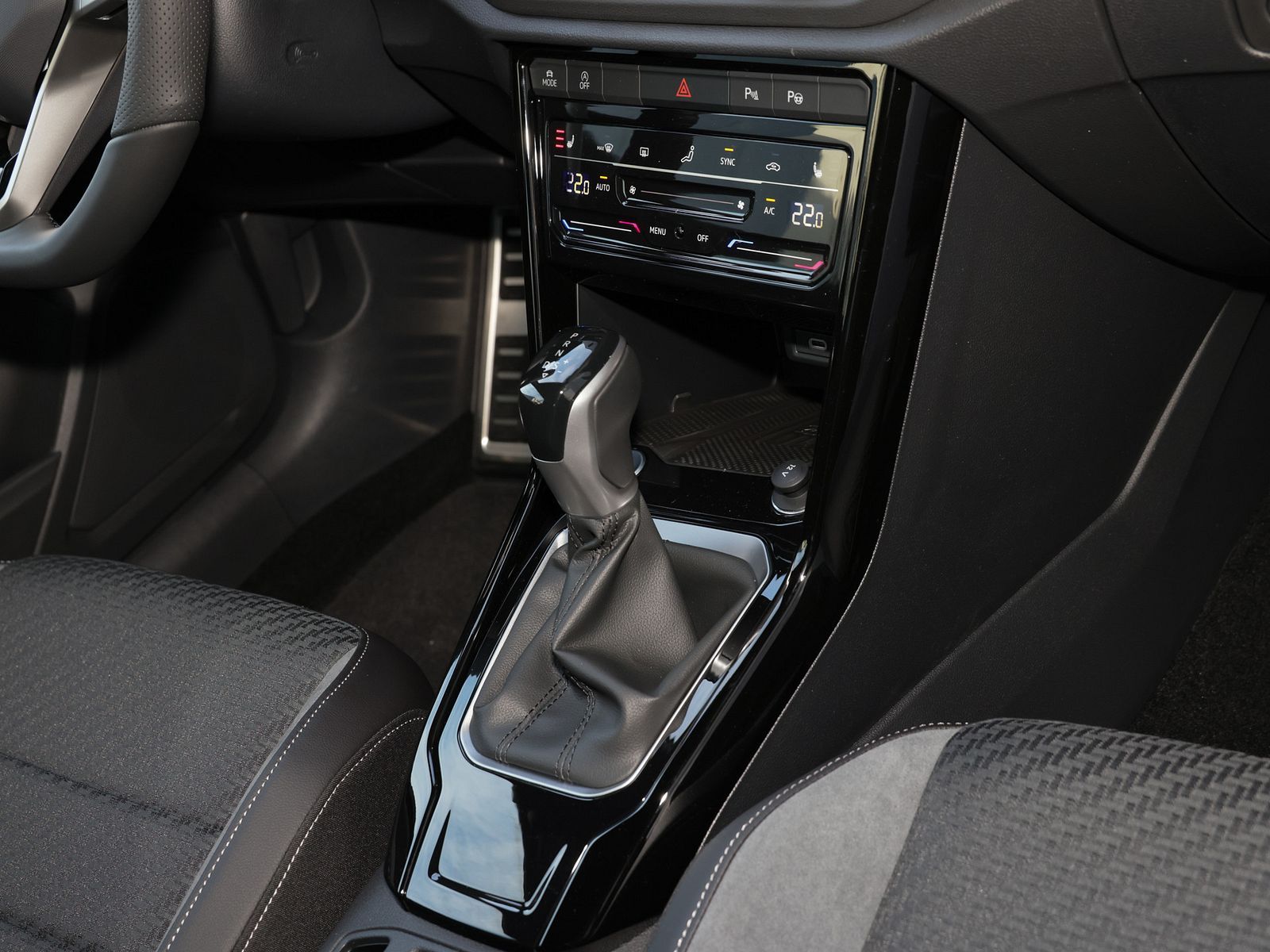 Volkswagen T-Roc - Bild 17