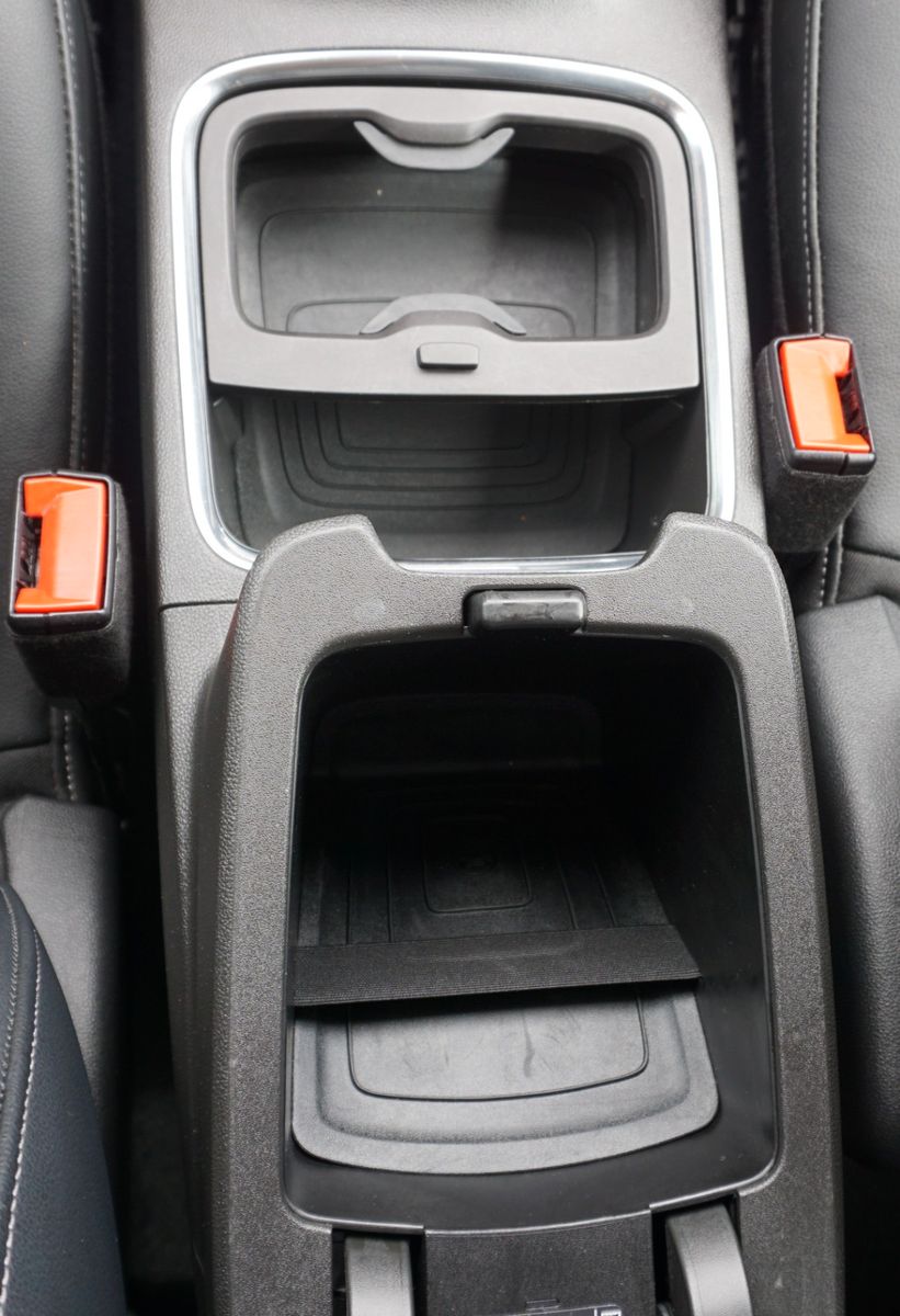 Fahrzeugabbildung Opel Grandland X Innovation Leder,Navi,LED,ACC,AHK