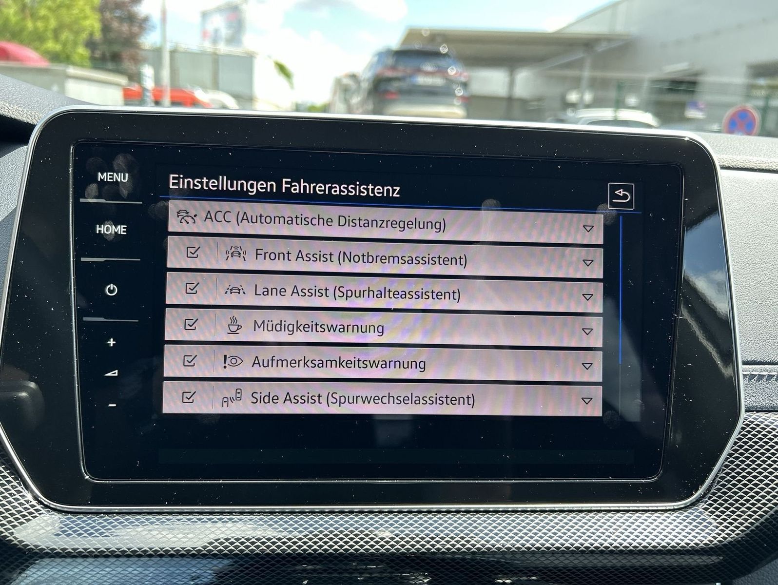 Volkswagen T-Cross - Bild 12