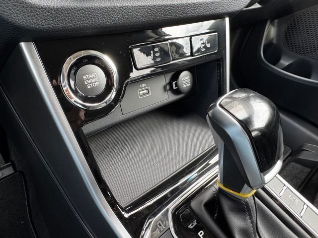 Fahrzeugabbildung KGM Korando 1.5 Bliss Automatic*Navi*18`Alu*PDC*LED