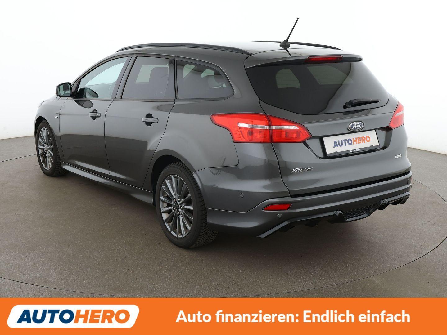Ford Focus 1.0 EcoBoost ST-Line *NAVI*XENON*TEMPO*PDC