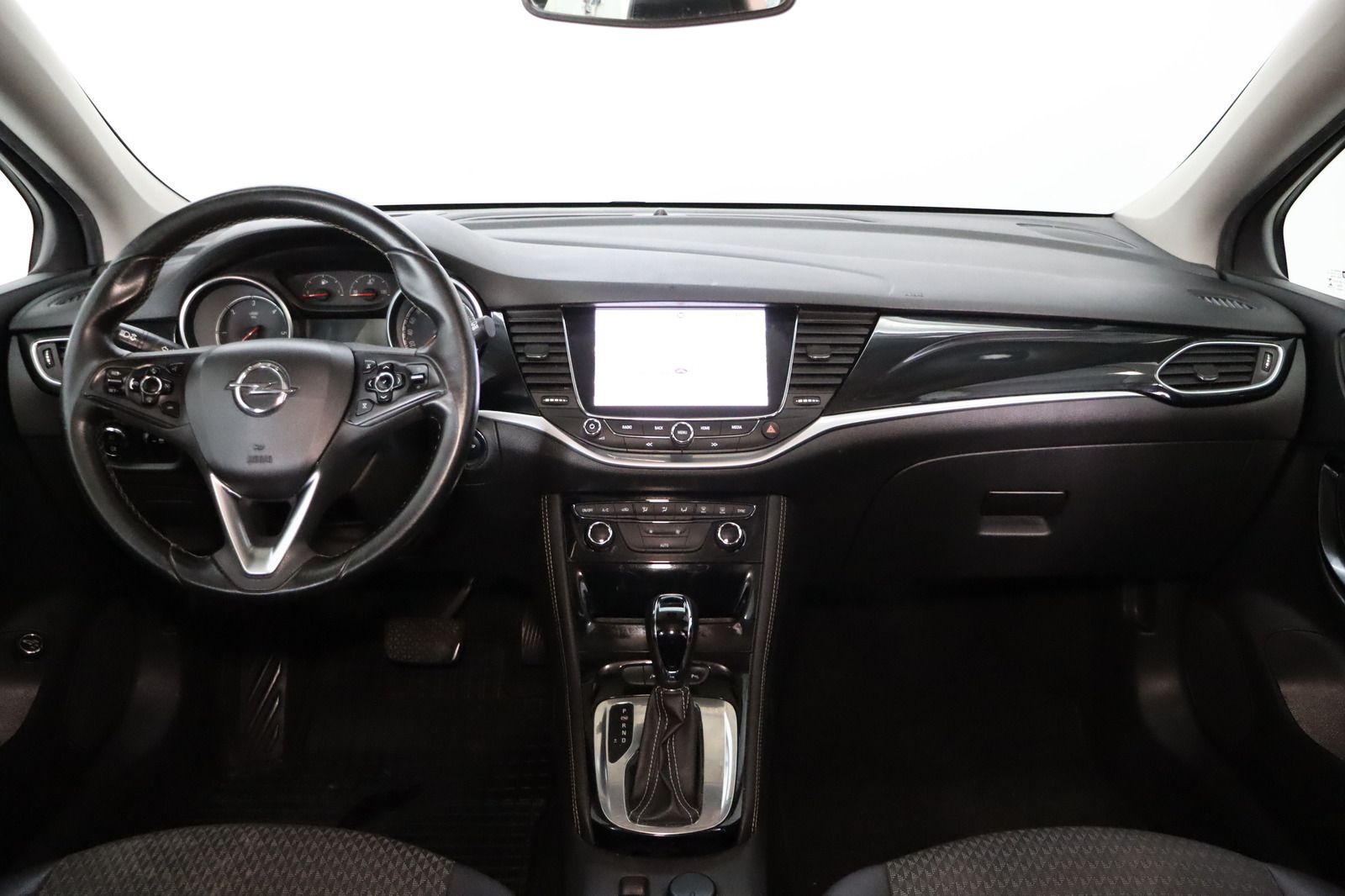 Fahrzeugabbildung Opel Astra K Sports Tourer * Navi * HU/AU neu *