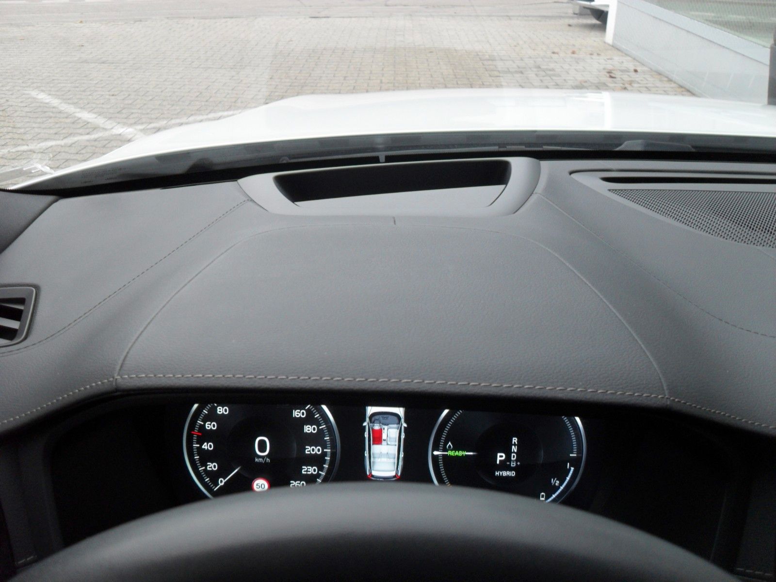 Fahrzeugabbildung Volvo V60 T8 AWD | R-Design | Kamera