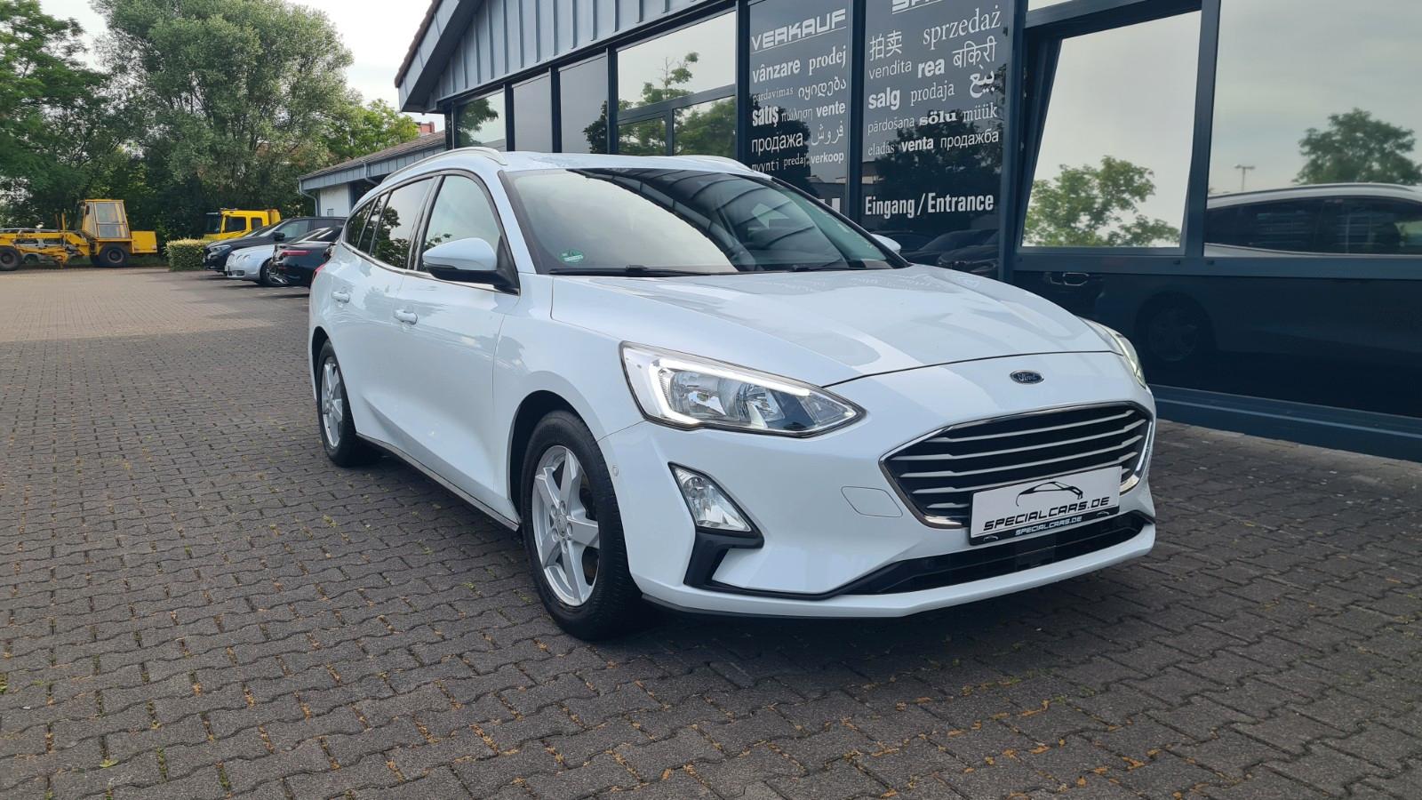 Ford Focus T 1.5 TDCi Cool & Connect - ASSISTS - AHK