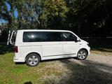 Volkswagen T6 Multivan Generation Six  - Volkswagen T6 Multivan in Freiburg