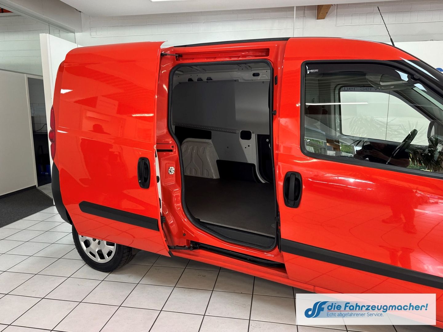 Fahrzeugabbildung Fiat Doblo SX Maxi Kasten 1.6 Multijet EU6d DAB Rückf