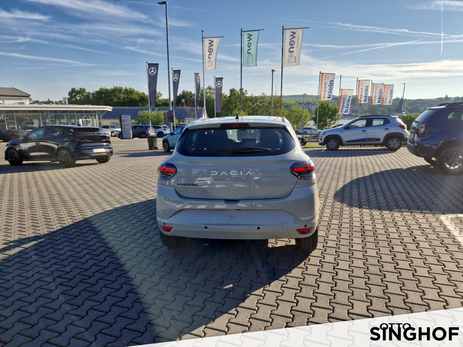 Fahrzeugabbildung Dacia Neuer Sandero Expression TCe 100