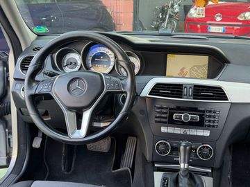 Mercedes C 220 - 10
