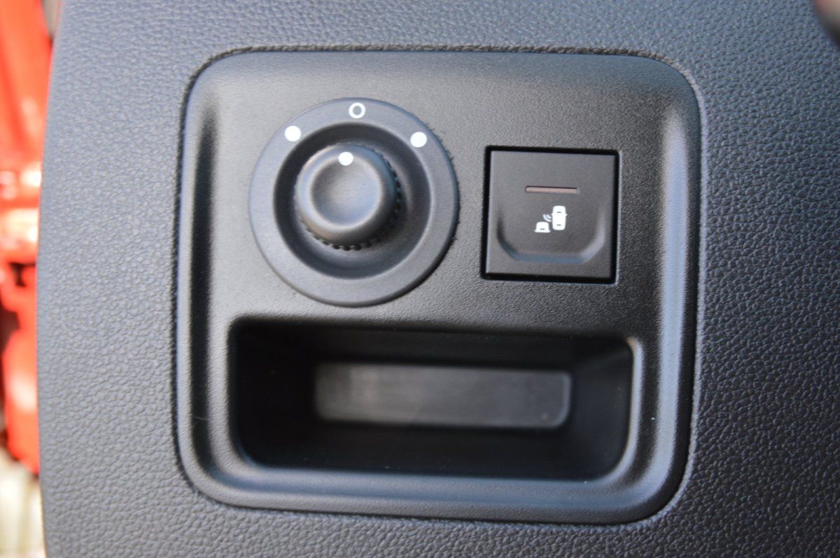 Fahrzeugabbildung Dacia Duster II Adventure AHK Alu Navi
