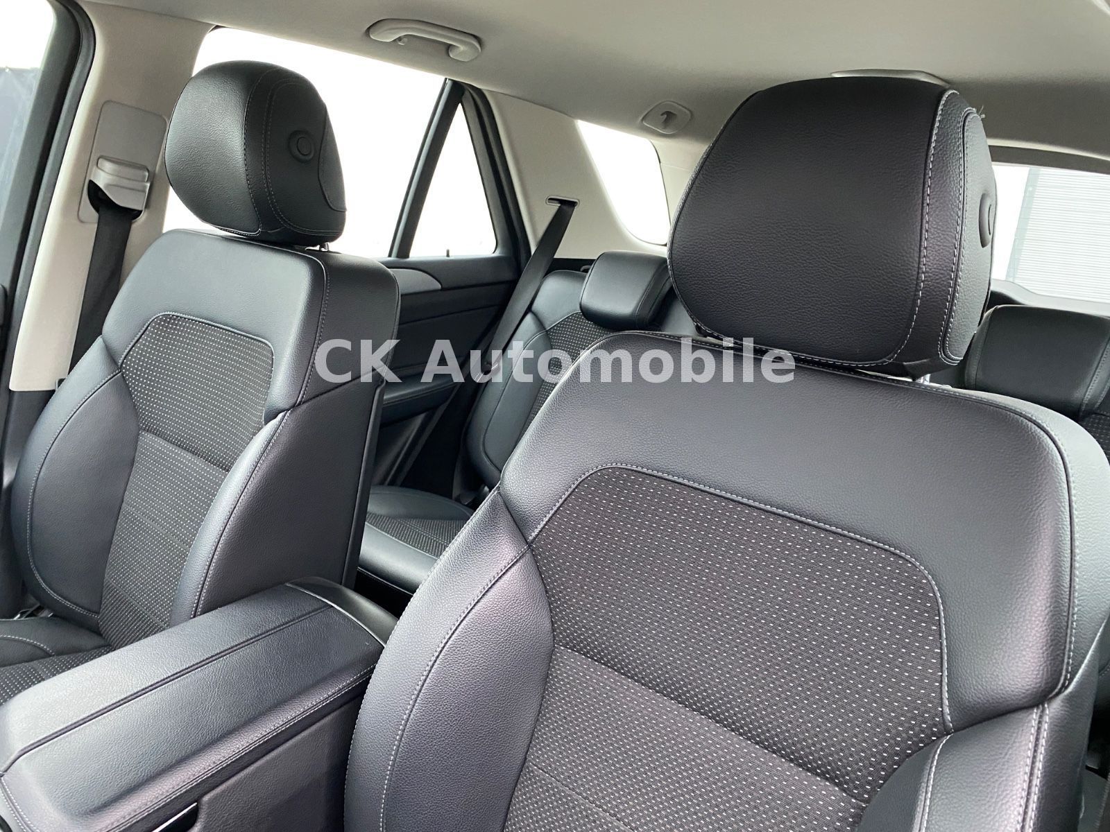 Fahrzeugabbildung Mercedes-Benz GLE 350d 4Matic/Navi/Rückfahrkamera/Tempomat