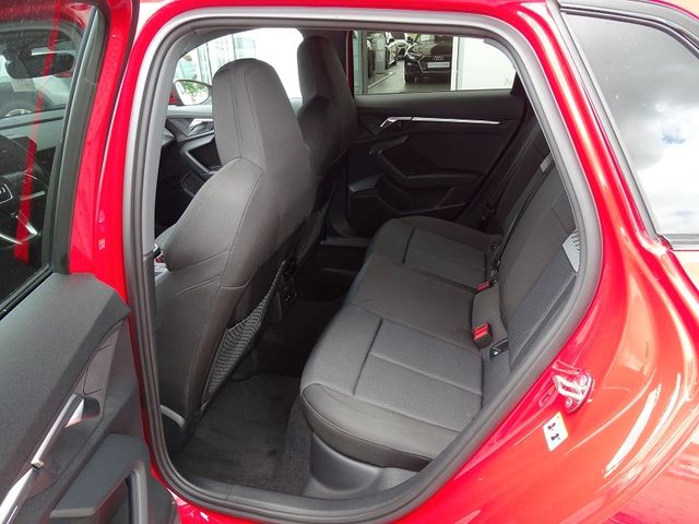 A3 Sportback 35 TFSI S-tronic S line / Matrix