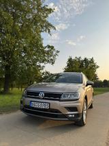 Volkswagen Tiguan 2.0 TSI OPF 140kW DSG 4MOTION Highlin... - VW Tiguan Gebrauchtwagen in Stuttgart
