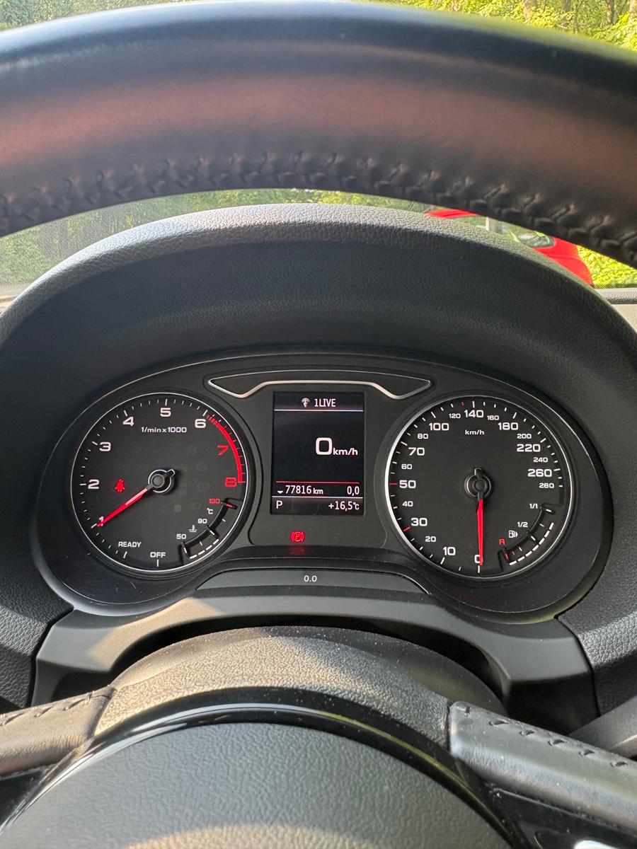 Audi A3 1.5 TFSI Sportback S Tronic - Alcantara/8Fach