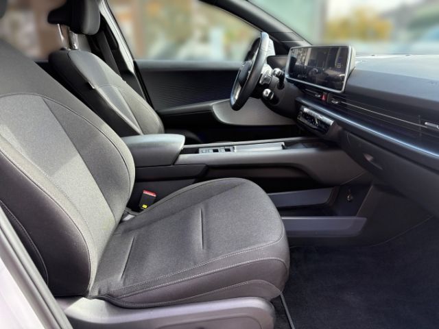 Fahrzeugabbildung Hyundai IONIQ 6 TECHNIQ-Paket Heckantrieb 77.4kWh HUD Na