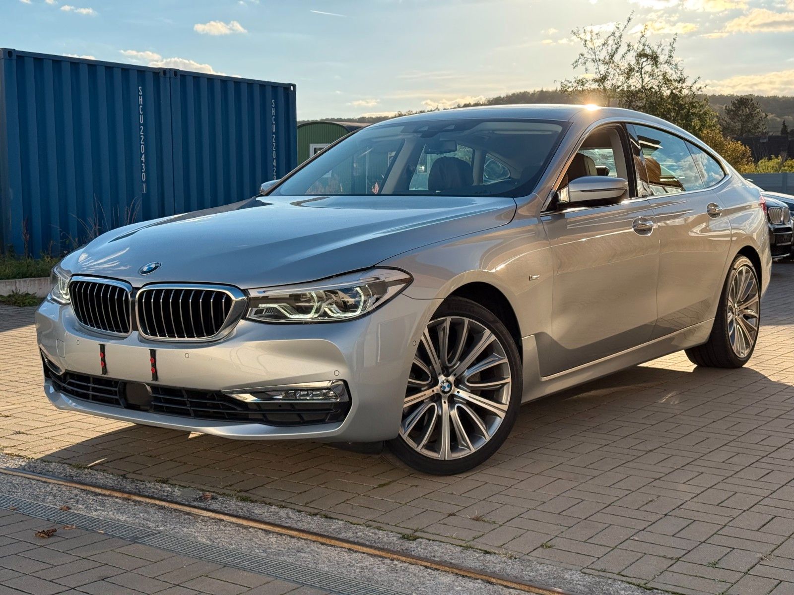 BMW 640i Gran Turismo NAVI H&K PANO RFK OHNE OPF HUD foto 3