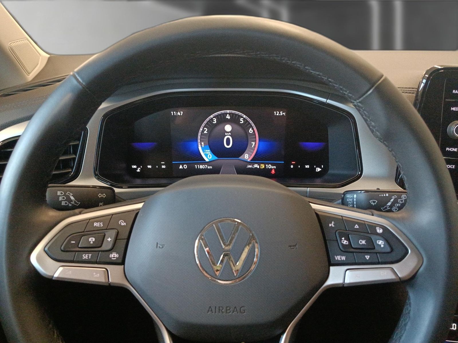 Volkswagen T-Roc - Bild 12