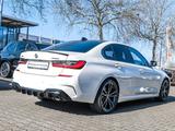 BMW 330i xDrive M Sport Laser RFK HK 19''LMF PA - BMW 330 in Gelsenkirchen