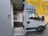 Iveco Daily-Postkoffer Ecki ist zu dick für den Hof! - Halbautomatik Autos