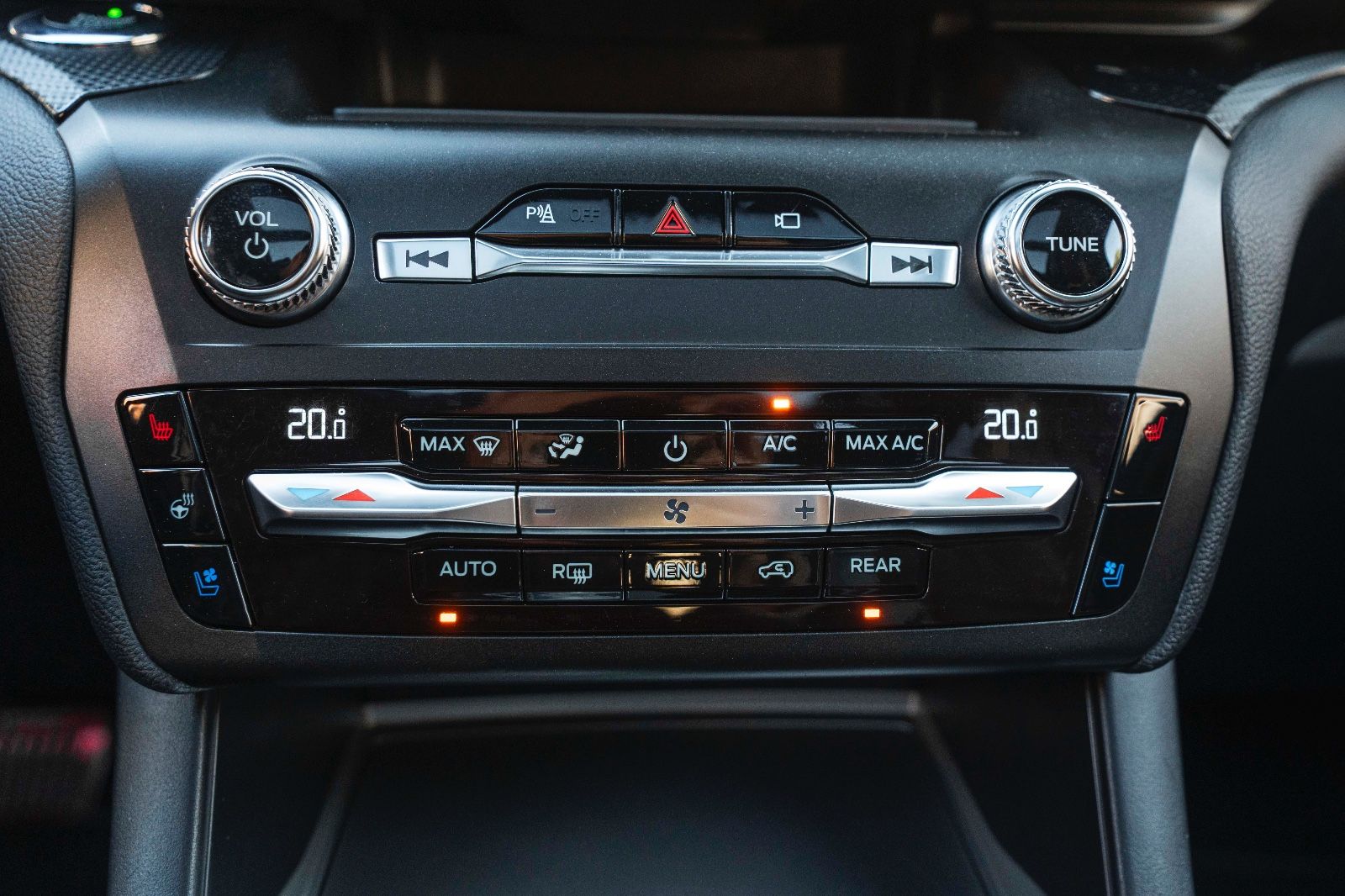 Fahrzeugabbildung Ford Explorer ST 4X4 ACC AHK NAV B&O 360° TOTW PANO